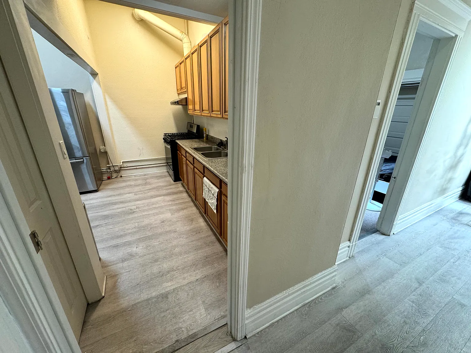 4 bed, 1150 sqft, $4,600 — Photo 3