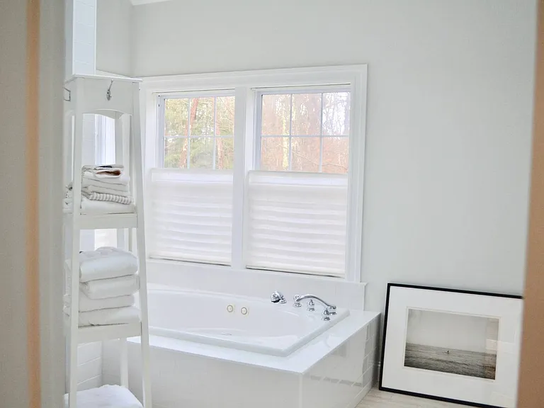 Briarcroft Dr — Photo 21