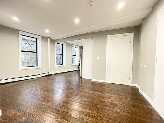 Rented by Bruma Realty LLC | media 3