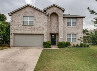 2116 Collington Dr, Roanoke, TX 76262