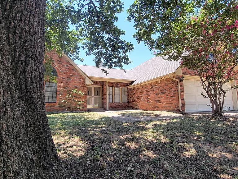 3217 Cliffview Dr — Photo 24