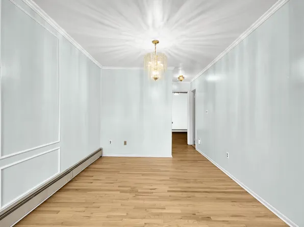 729 10th Street image 8 of 19