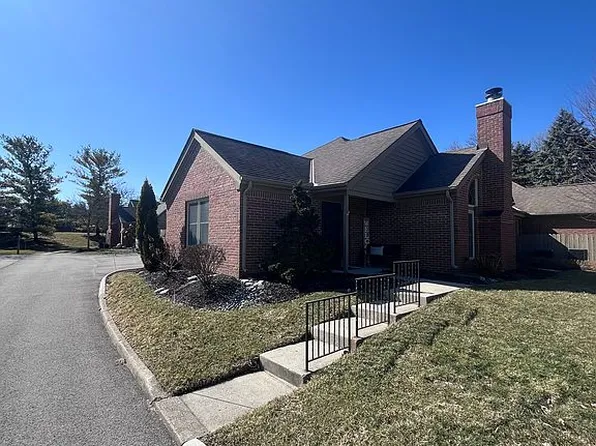 1027 Willow Bluff Dr, Columbus, OH 43235