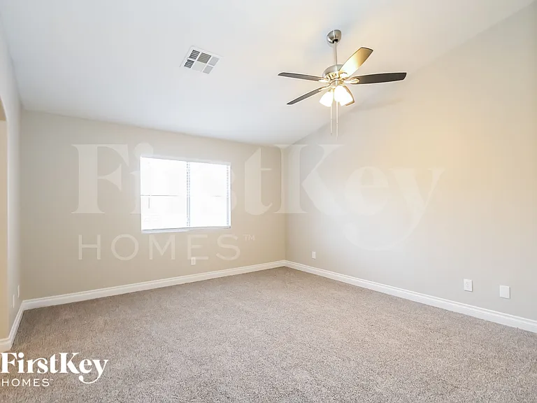 811 Mesa Pine Ct — Photo 11
