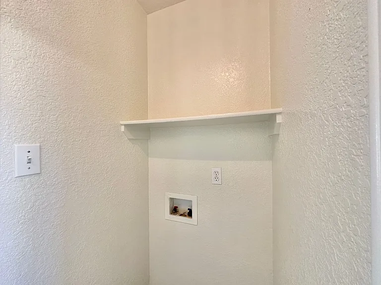 2508 Edgefield St — Photo 9