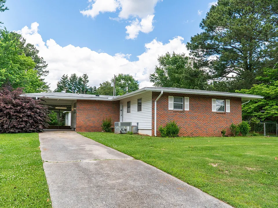1005 Woodbine Rd