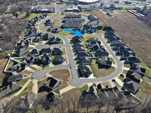 3231 Sandpiper Cir, Paducah, KY 42001