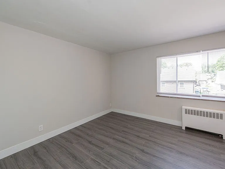 Pax- Paxton Woods 4173 — Photo 12