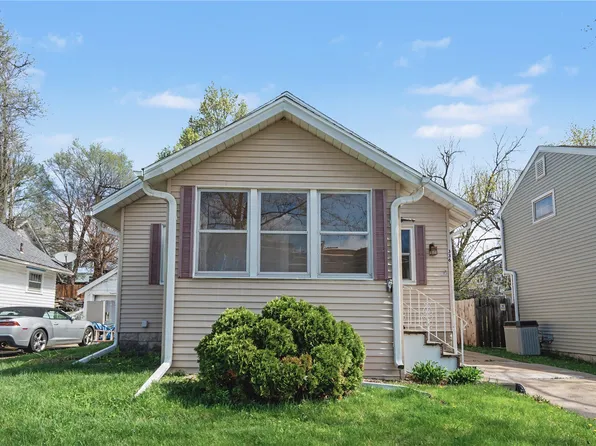 336 21st St NE, Cedar Rapids, IA 52402