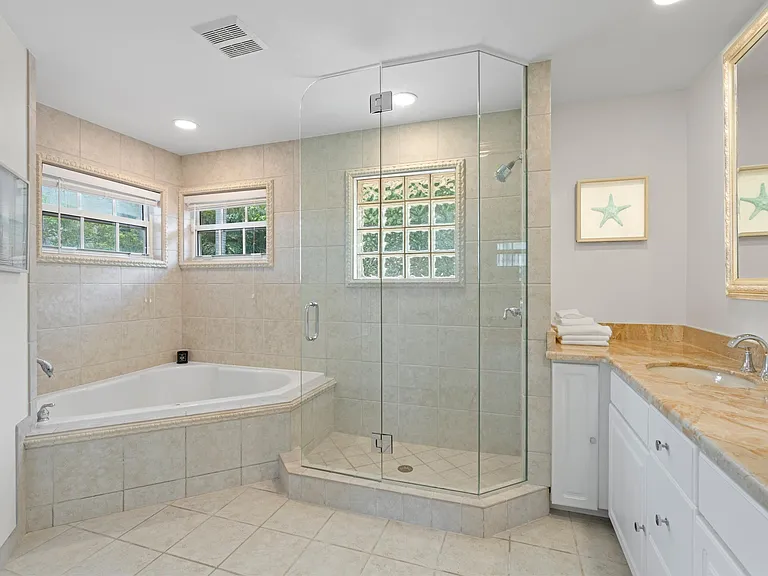 3304 N Flagler Dr — Photo 35