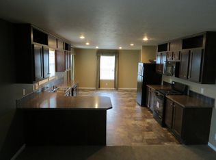 23015 Evergreen Cir, Chelsea, MI