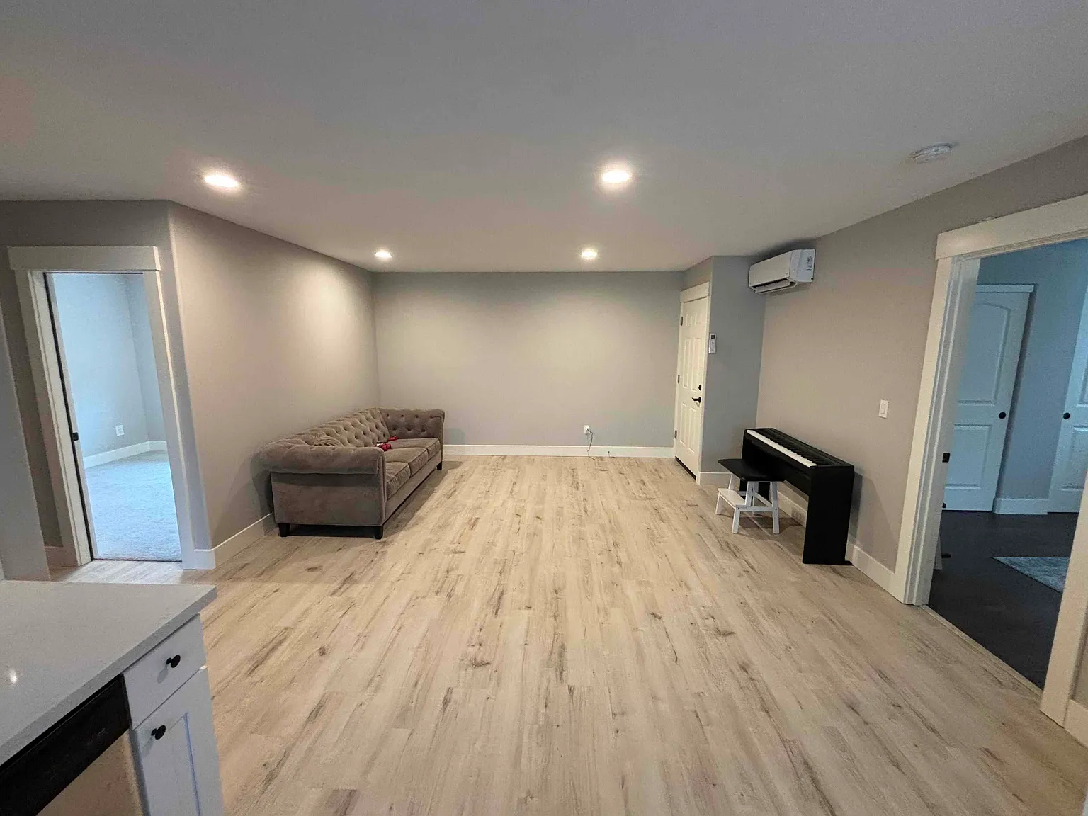 2 bed, 1068 sqft, $1,995 — Photo 2