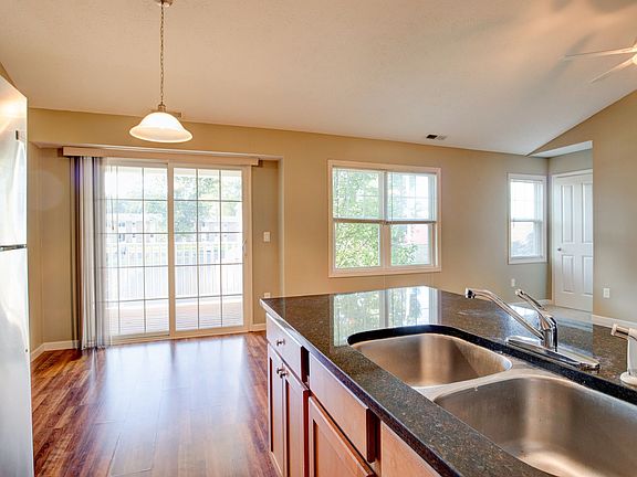 4th image of 3 Sweden Ln #33