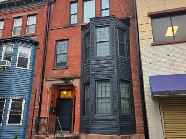 5 Warren St APT 2, Newark, NJ 07102