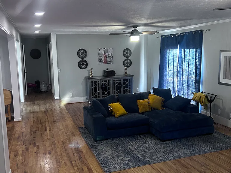 4956 Hull Rd SE — Photo 3