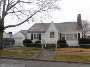 72 Holden St, New Bedford, MA 02745