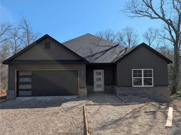 12 Aycock Ln, Bella Vista, AR 72715