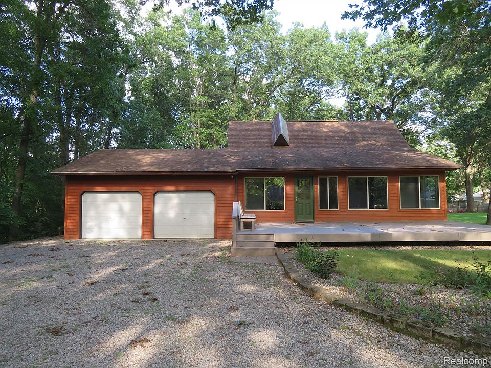 1st image of 15131 West Dr