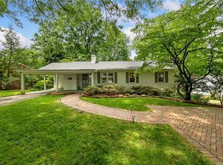 804 Shoreland Rd, Winston Salem, NC 27106