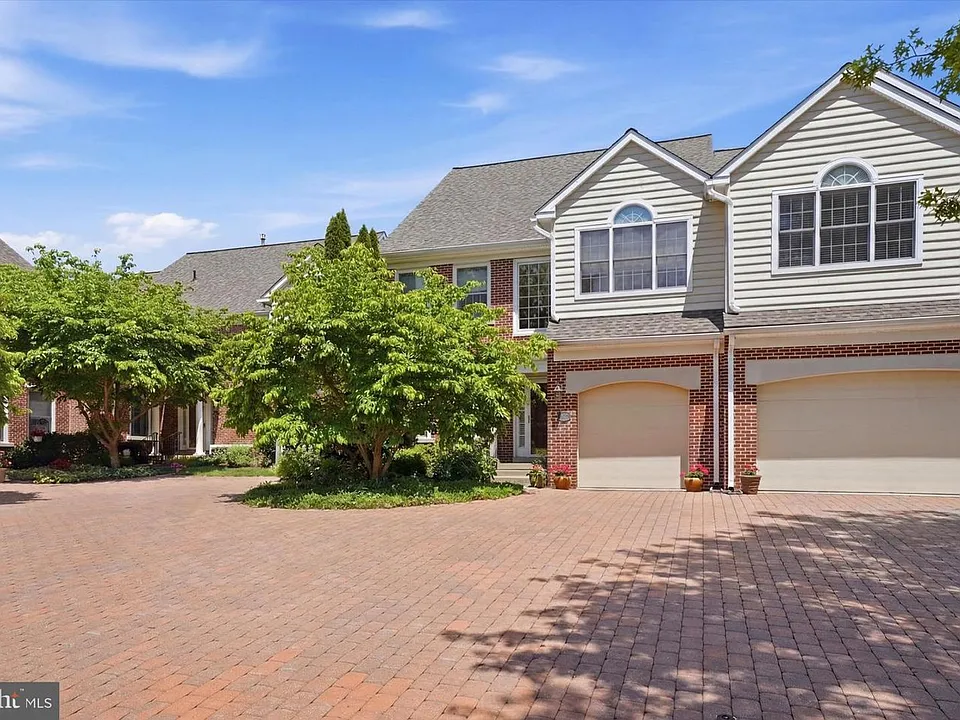 209 Westminster Pl