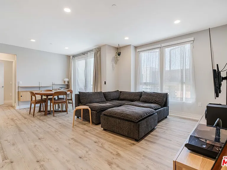 6030 S Seabluff Dr #510 — Photo 10