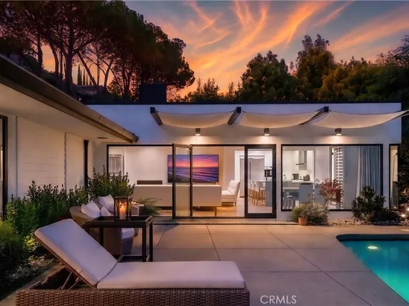 9621 Cedarbrook Dr, Beverly Hills, CA 90210