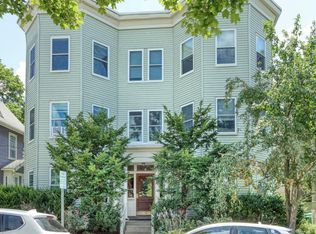 14 Holton St APT 5, Medford, MA 02155