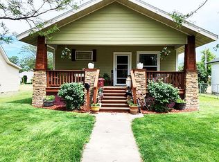 407 S Oak St, Kimball, NE 69145