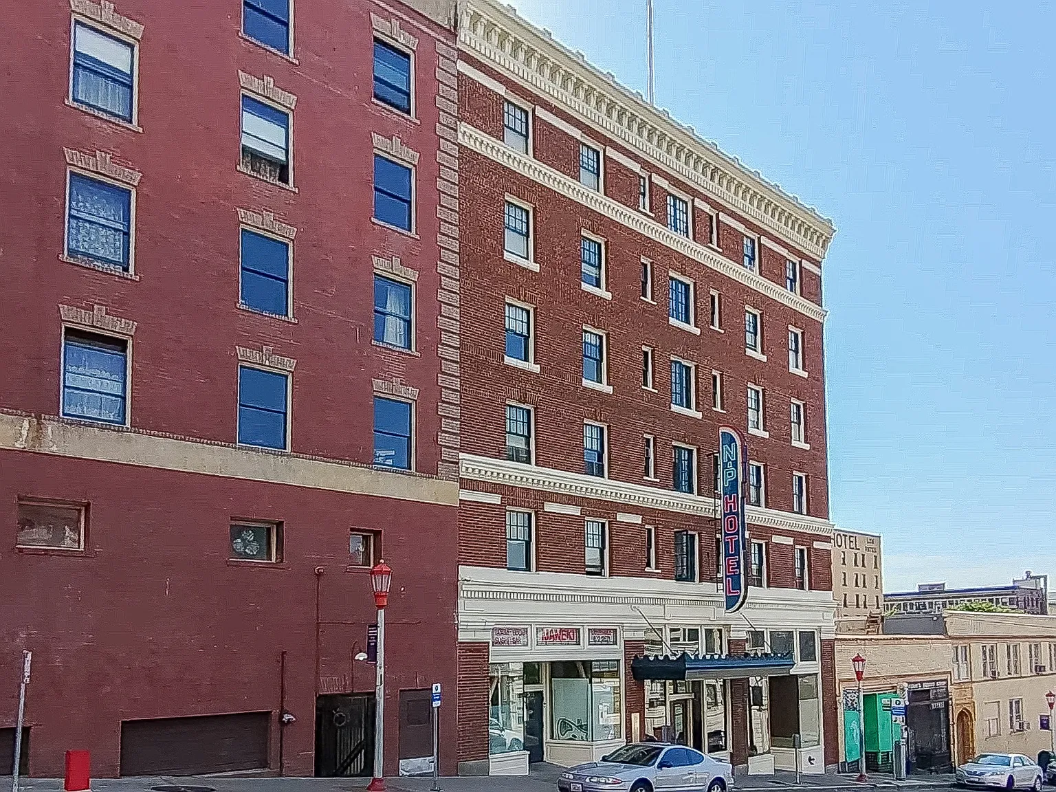 NP Hotel — Photo 2