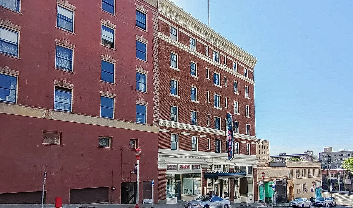 Building Photo - NP Hotel