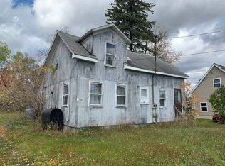 17 Water St, Presque Isle, ME 04769