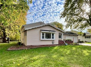 131 Westmar Dr, Rochester, NY 14624