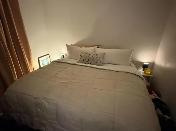 1018 Pine St, Philadelphia, PA