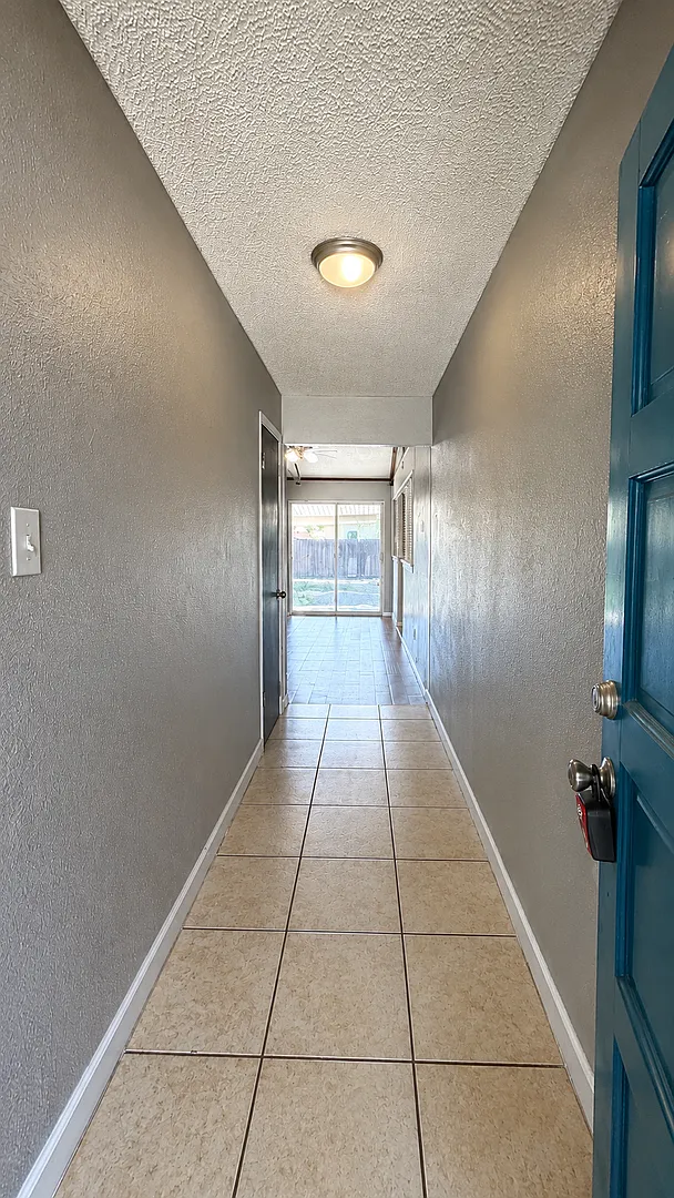 Updated, clean and Ready for June 1 — Photo 2