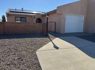 774 Stallion Rd SE, Rio Rancho, NM 87124