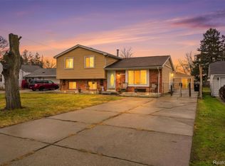13575 Mercedes, Redford, MI 48239