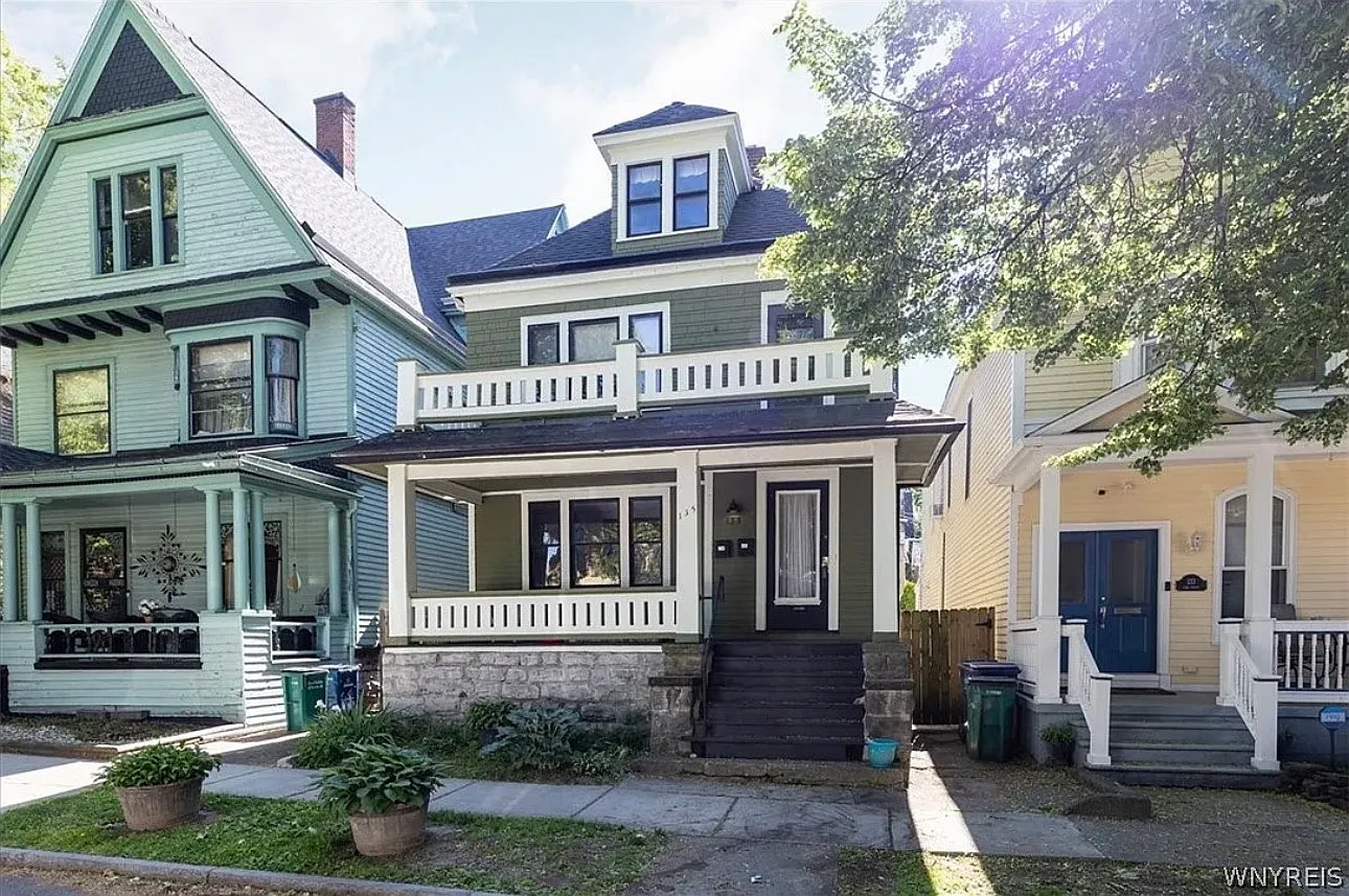 3 bed, 1300 sqft, $1,800 — Photo 3