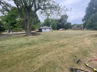 1620 Pearl St, Benton Harbor, MI 49022