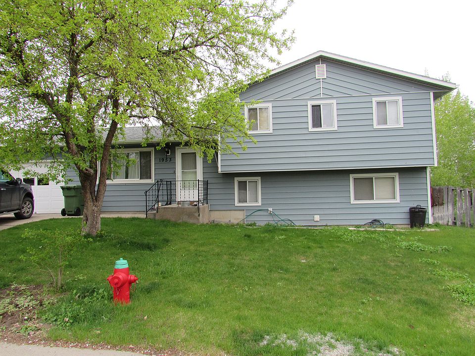 1st image of 1953 Park Ct