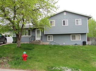 1953 Park Ct, Douglas, WY 82633