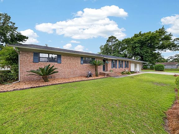 4th image of 3126 Wallace Dr
