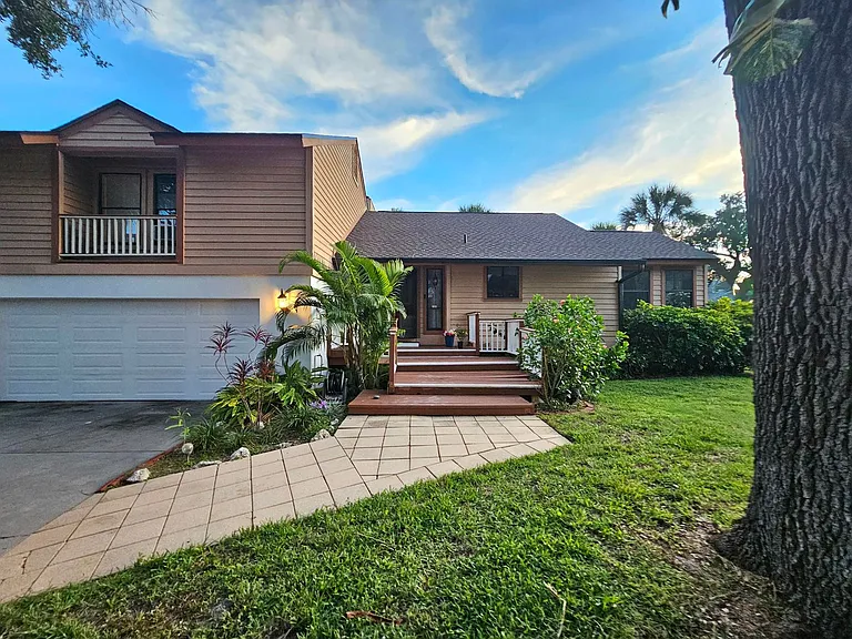 12299 McGregor Woods Cir — Photo 39