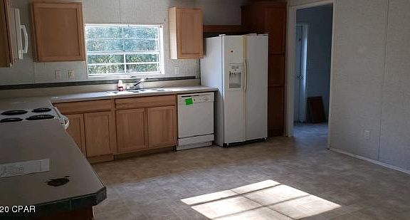 4th image of 4262 Leisure Lakes Dr