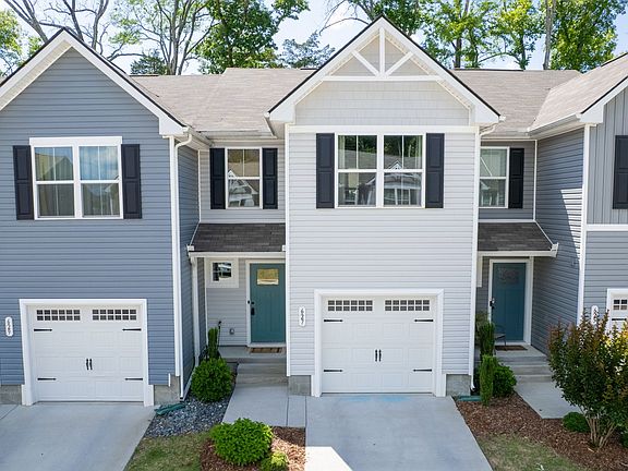 4th image of 627 Woodall Ridge Dr