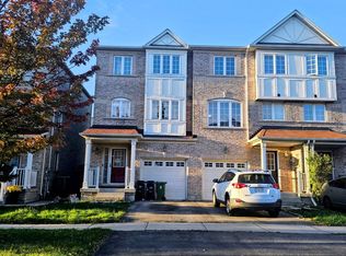 20 Etienne St, Toronto, ON M1L0A2