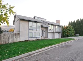 3811 S Buntin Loop, Kennewick, WA 99337