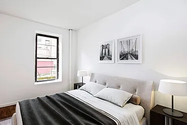 Rented by R New York