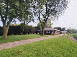 6416 Milan Rd, Sandusky, OH 44870