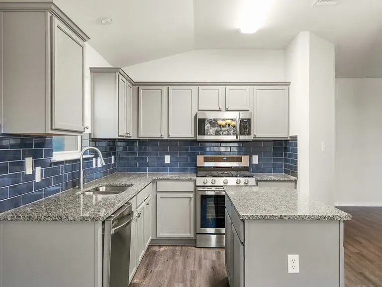 3310 Blue Ridge Dr — Photo 12