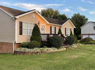 107 Glen Ayre Dr, Gray, TN 37615